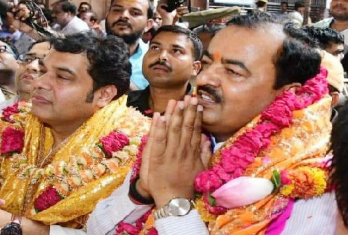 up deputy cm keshav prasad maurya worship in banke bihari temple in mathura