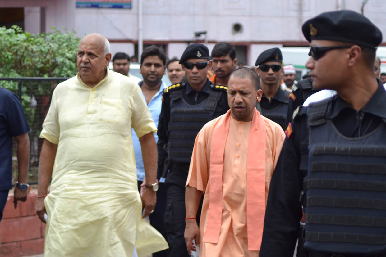 cm minutely observed in review