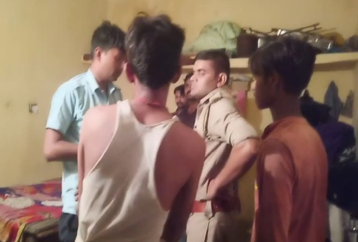 Miscreants assult youth late night tried to hang him in noida 