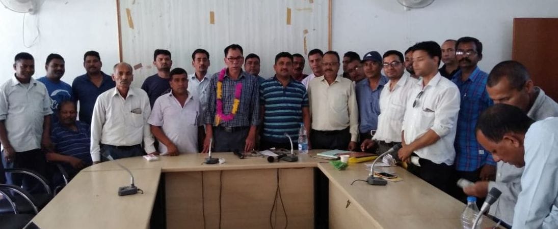 drivers demanded for 2800 grade pay