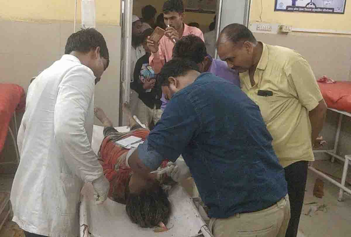 UP Crime News: lover asked girlfriend to make relations with his friend