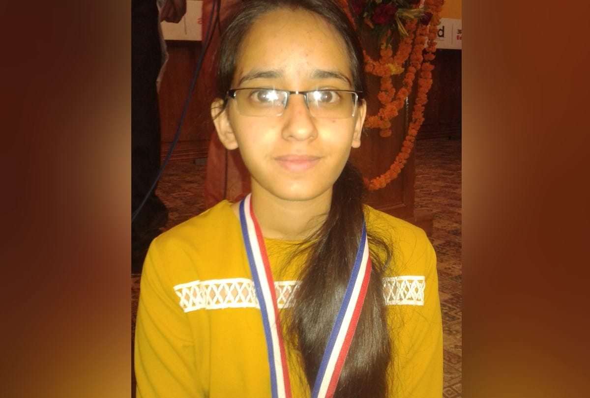 Amar Ujala Medhavi Chhatra Samman Samaroh 2019 Bhavya Thakur Story