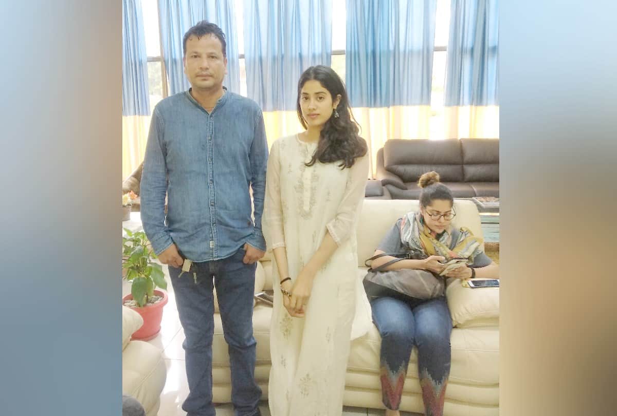 jhanvi kapoor rajkummar rao return from manali after movie shooting