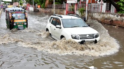 Prayagraj: 40 million in cleansing drains in rain