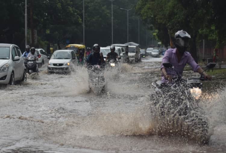 Problem Of Water logging In Chandigarh After Heavy Rain