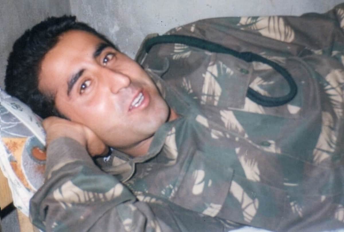 vikram batra kargil hero, When Pakistani intruder said give us Madhuri Dixit, Vikram Batra gave this answer