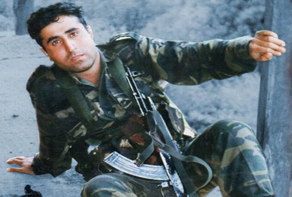 vikram batra kargil hero, When Pakistani intruder said give us Madhuri Dixit, Vikram Batra gave this answer