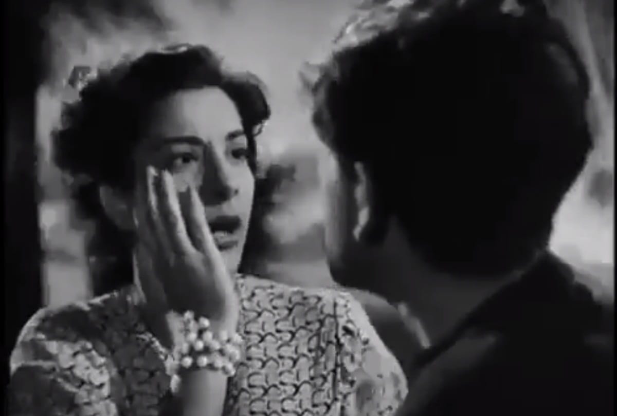 Raj kapoor slapped nargis in film awara goes viral after kabir singh slap controversy