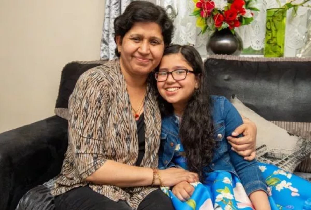 girl anushka dixit intelligent than Albert Einstein and Stephen Hawking