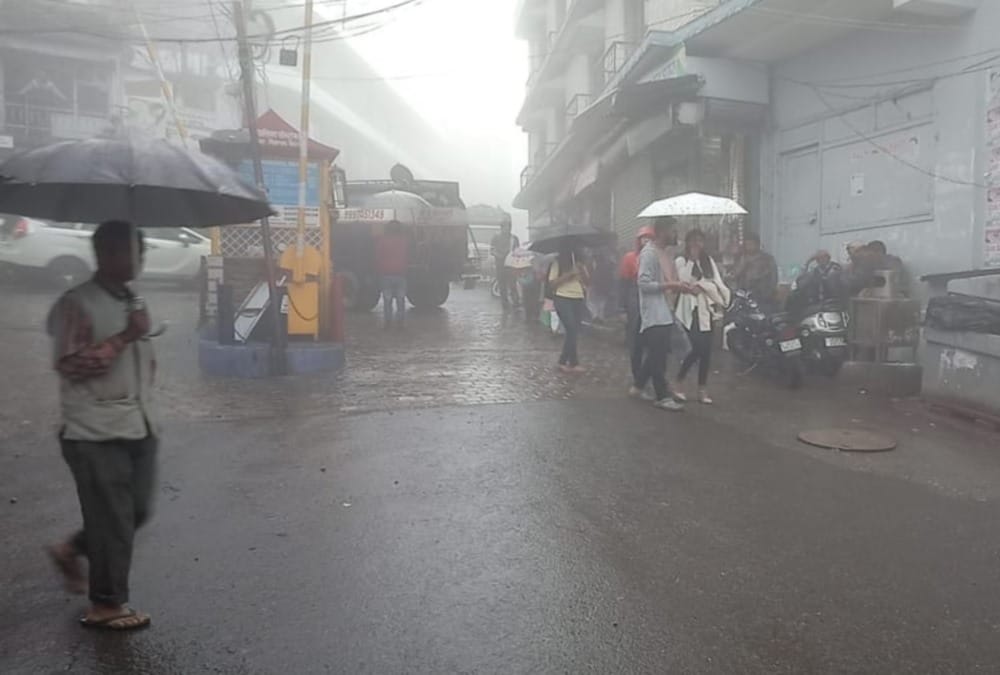 Heavy Rainfall in mussoorie and all over uttarakhand photos