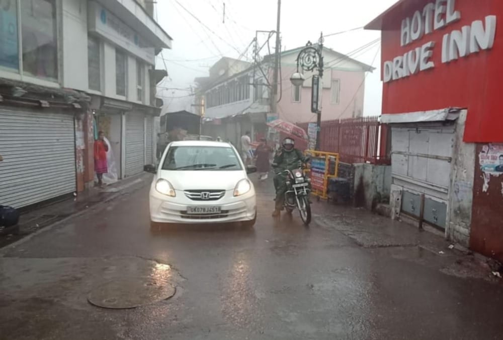 Heavy Rainfall in mussoorie and all over uttarakhand photos