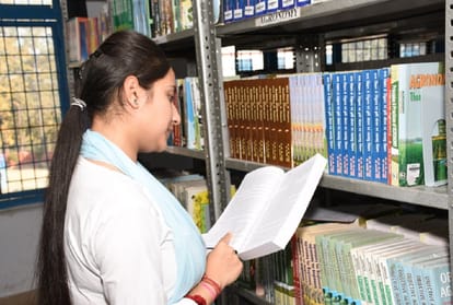 Dolphin PG Institute providing career opportunity in Biomedical and life science