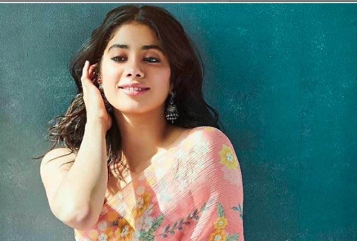 Actress Janhvi Kapoor Share Photos From the Sets of Kargil Girl Gunjan Saxena Biopic