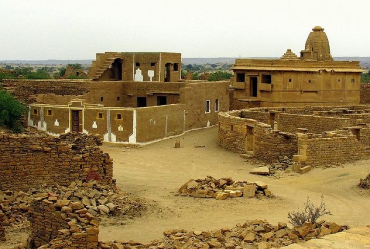 Mystery of Kuldhara Village Rajasthan Haunted Village in India