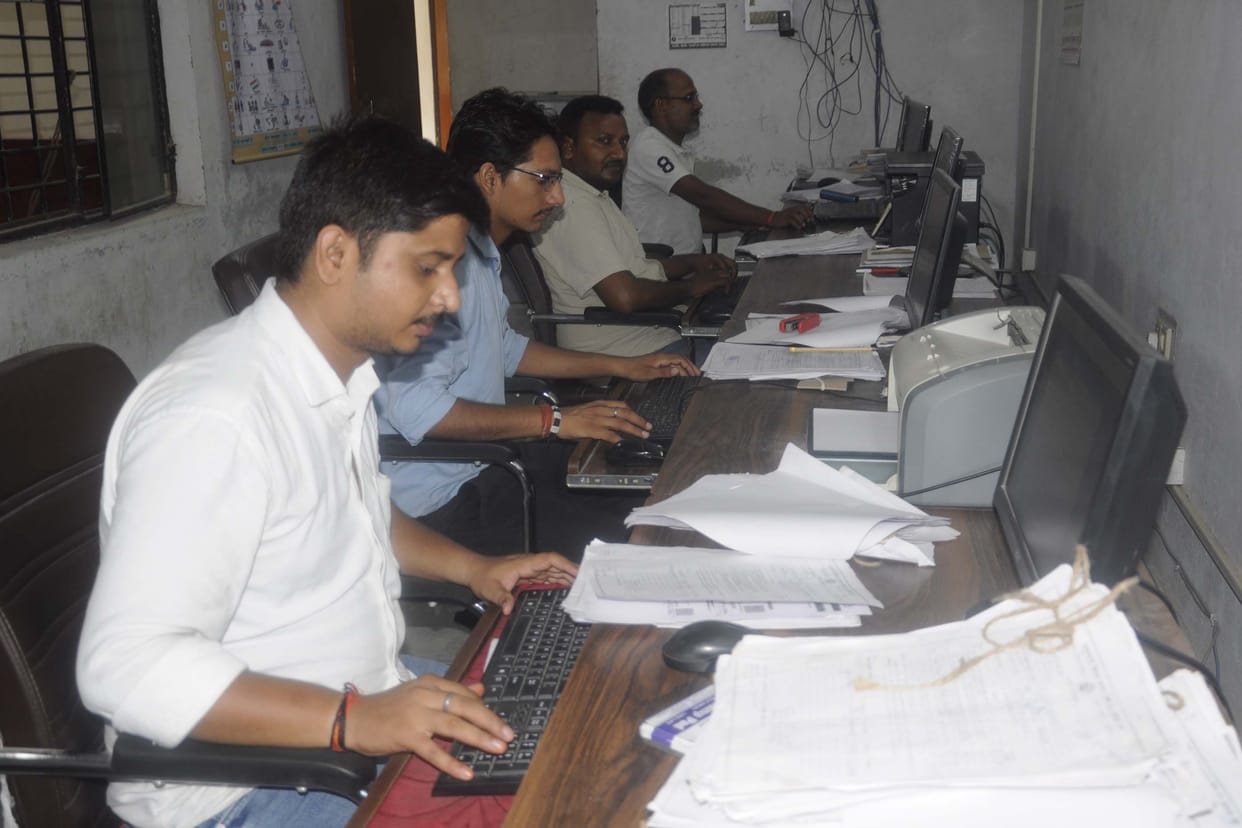 agriculture office open on sunday for data feeding