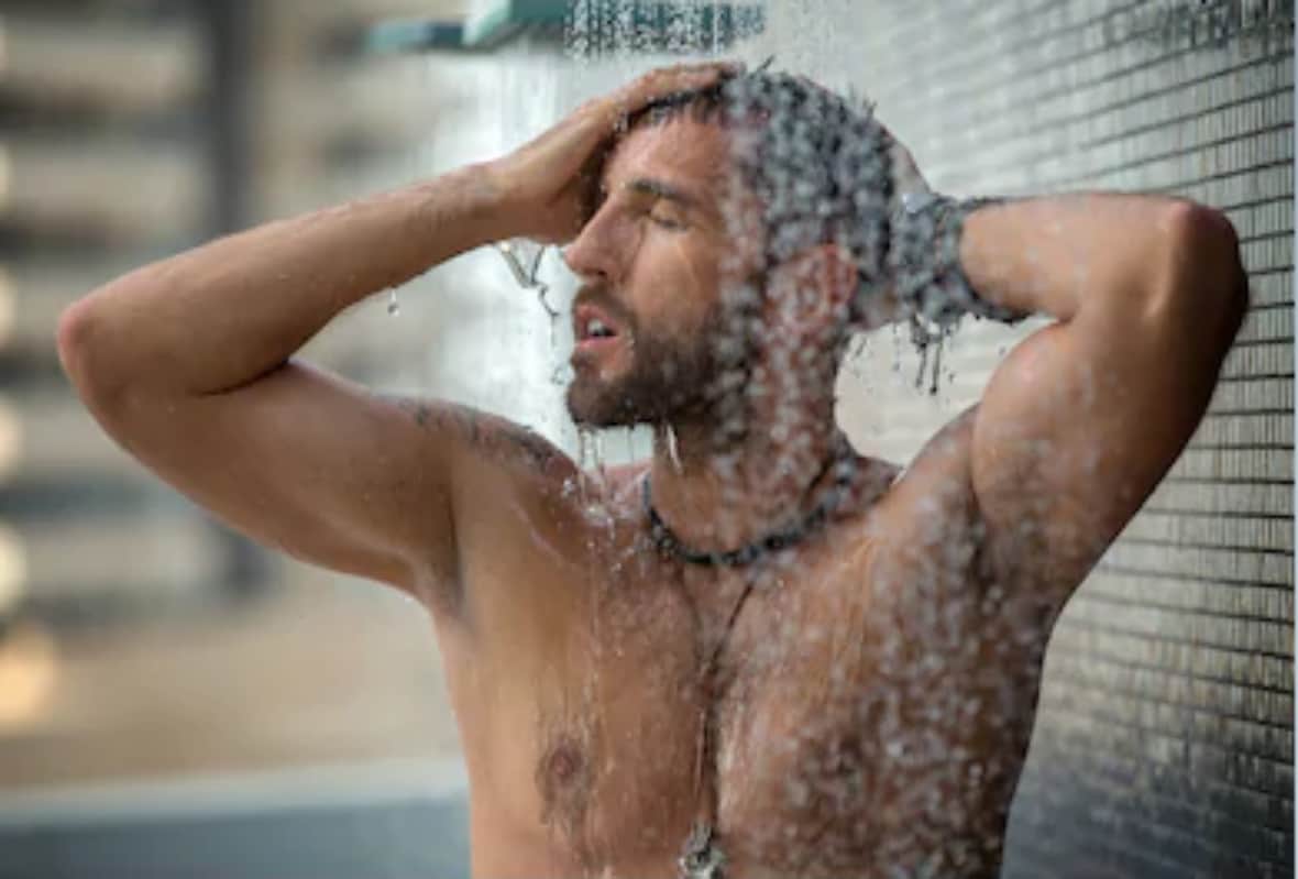 home remedy to protect hair in summer season for men