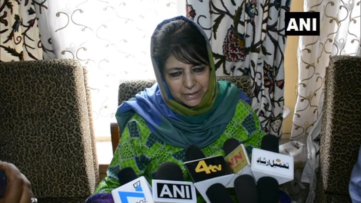 Arrangements of Amarnath Yatra is against Kashmiri people said PDP leader Mehbooba Mufti