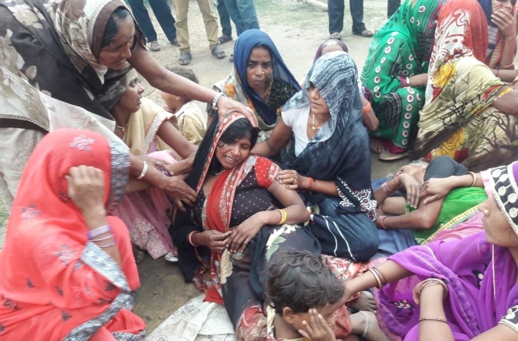 Father and his 2 sons died in current of high tension wire in mirzapur