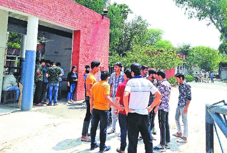 ngo protest in dog sterilization center chandigarh