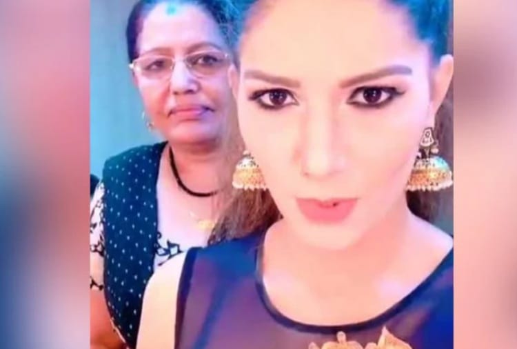 mother neelam choudhary interview on sapna choudhary entery in politics, bjp
