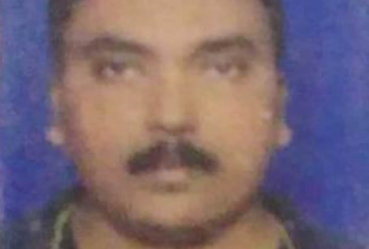 canteen operator shankar died in an accident in lucknow