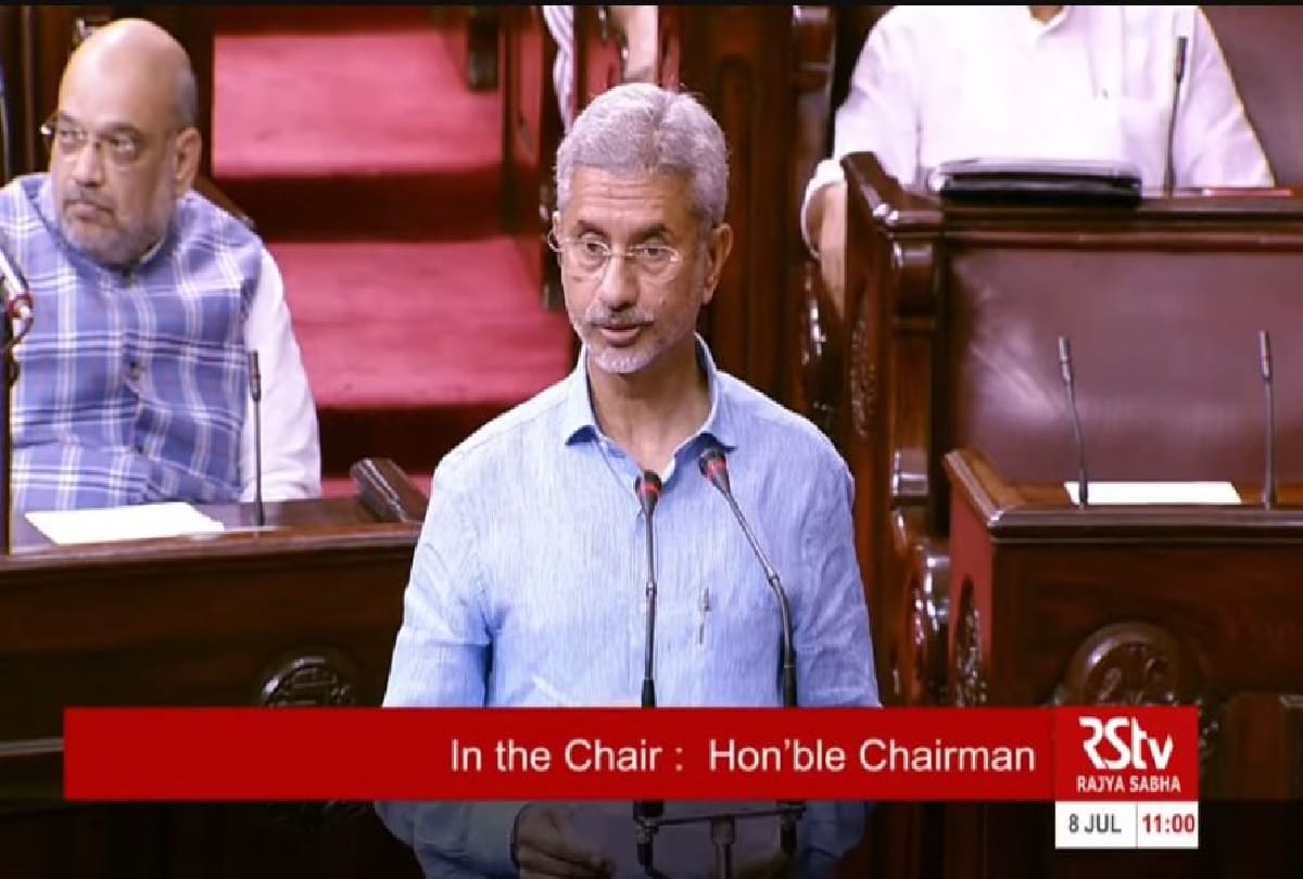 Foreign Minister said, Ministry in touch with Iran for early release of 18 Indian crew members