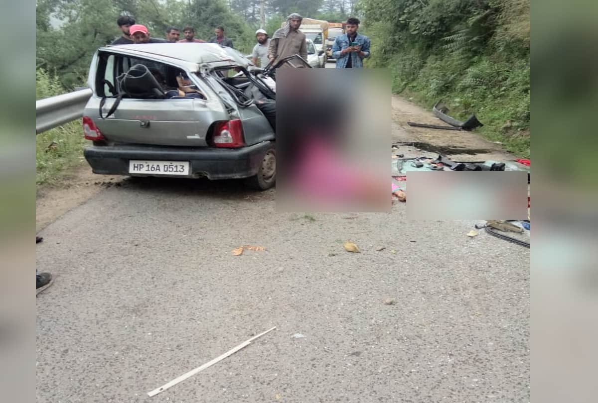pics of deadly Car accident in kotkhai shimla and dead bodies found in poor condition
