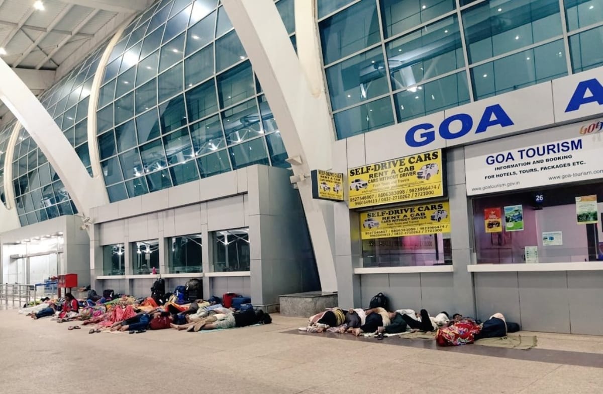 Internet users and officials anger over passengers sleeping picture of Goa airport 