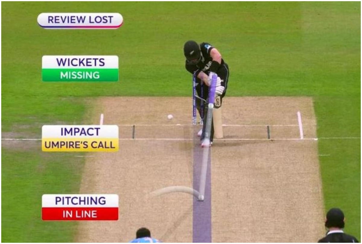 Cricket News: IND vs NZ India lose review on first ball Twitter blames Bhuvneshwar Kumar