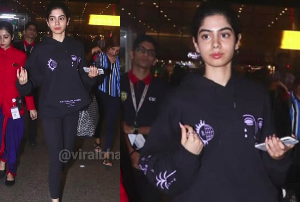 khushi kapoor airport expensive look in stylish hoodie and tights