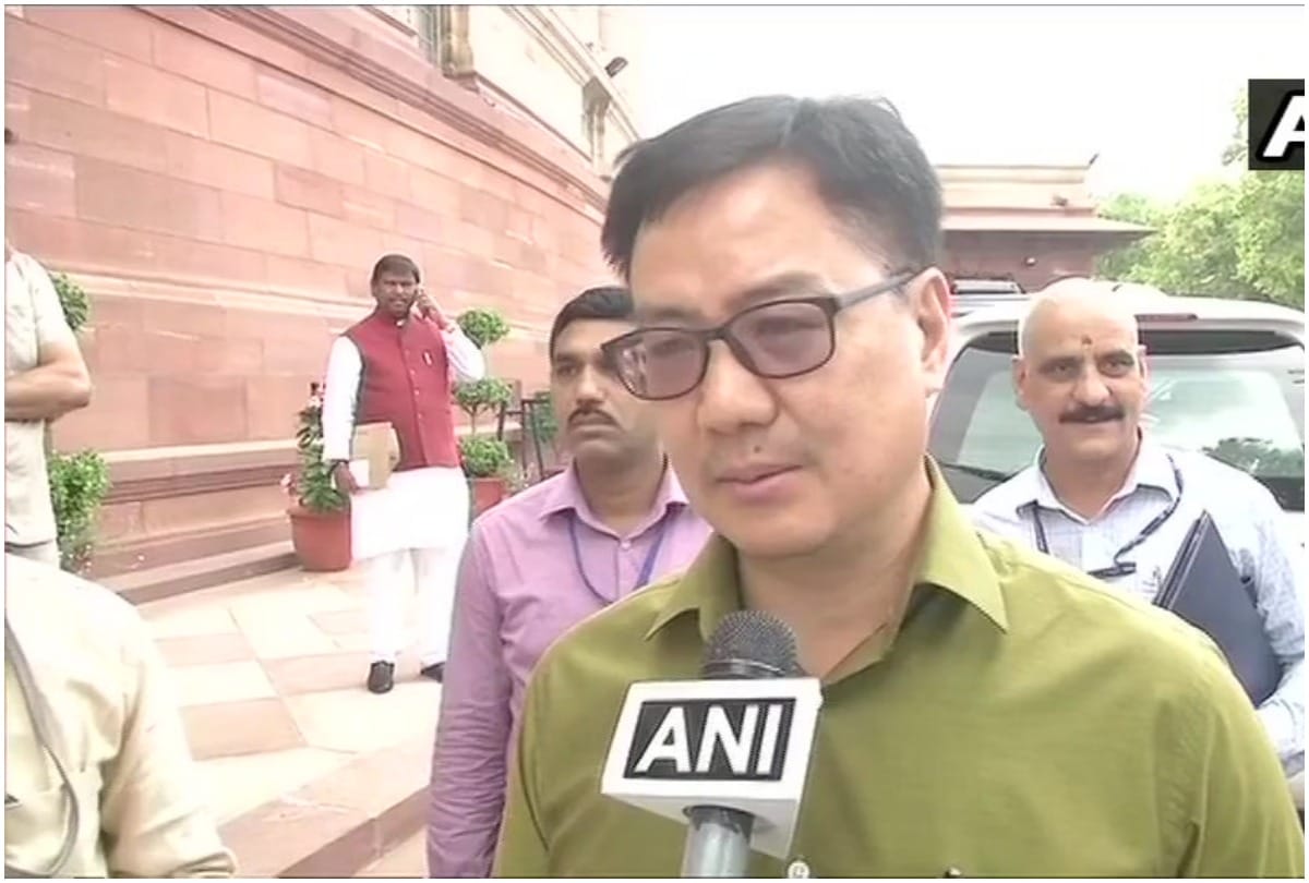 Kiren Rijiju said more than 4.83 crore cases are pending in the courts
