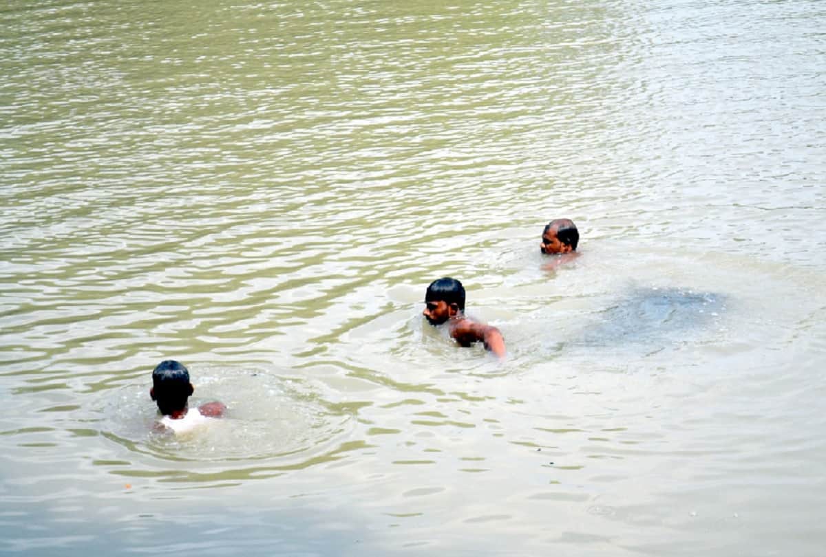 Police raid in Rajasthan and Uttarakhand for search of komal