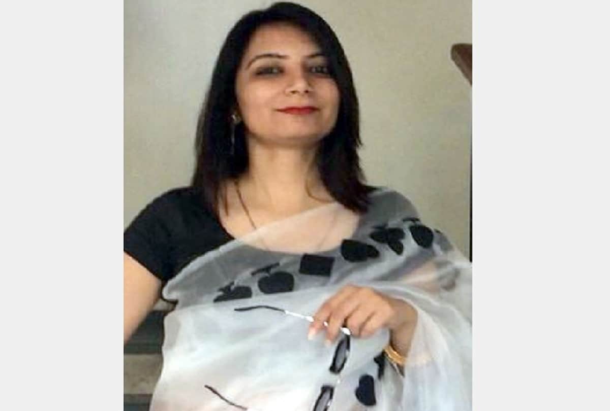 Manager Komal Revealing about her husband Delhi News Today