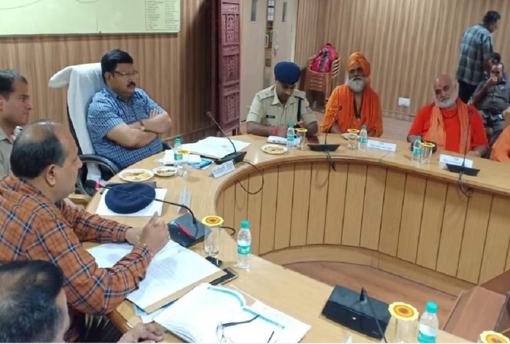 kawad yatra 2019 Akhara Parishad and police meeting