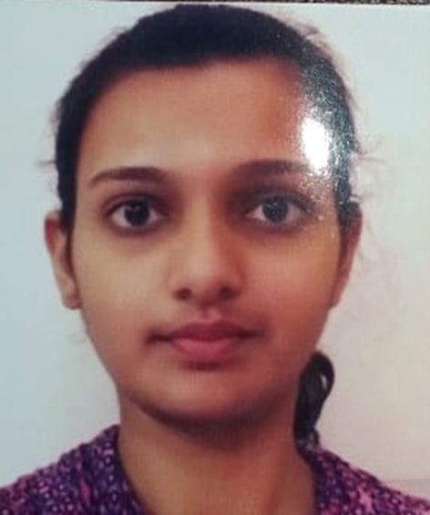 manya jumped after making a phone call to mother