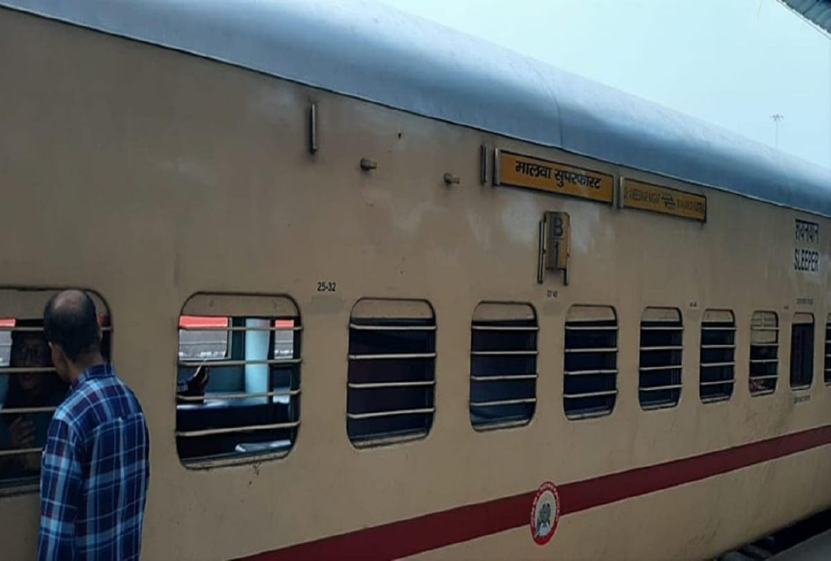 sleeper coaches replace by ac class in malwa express