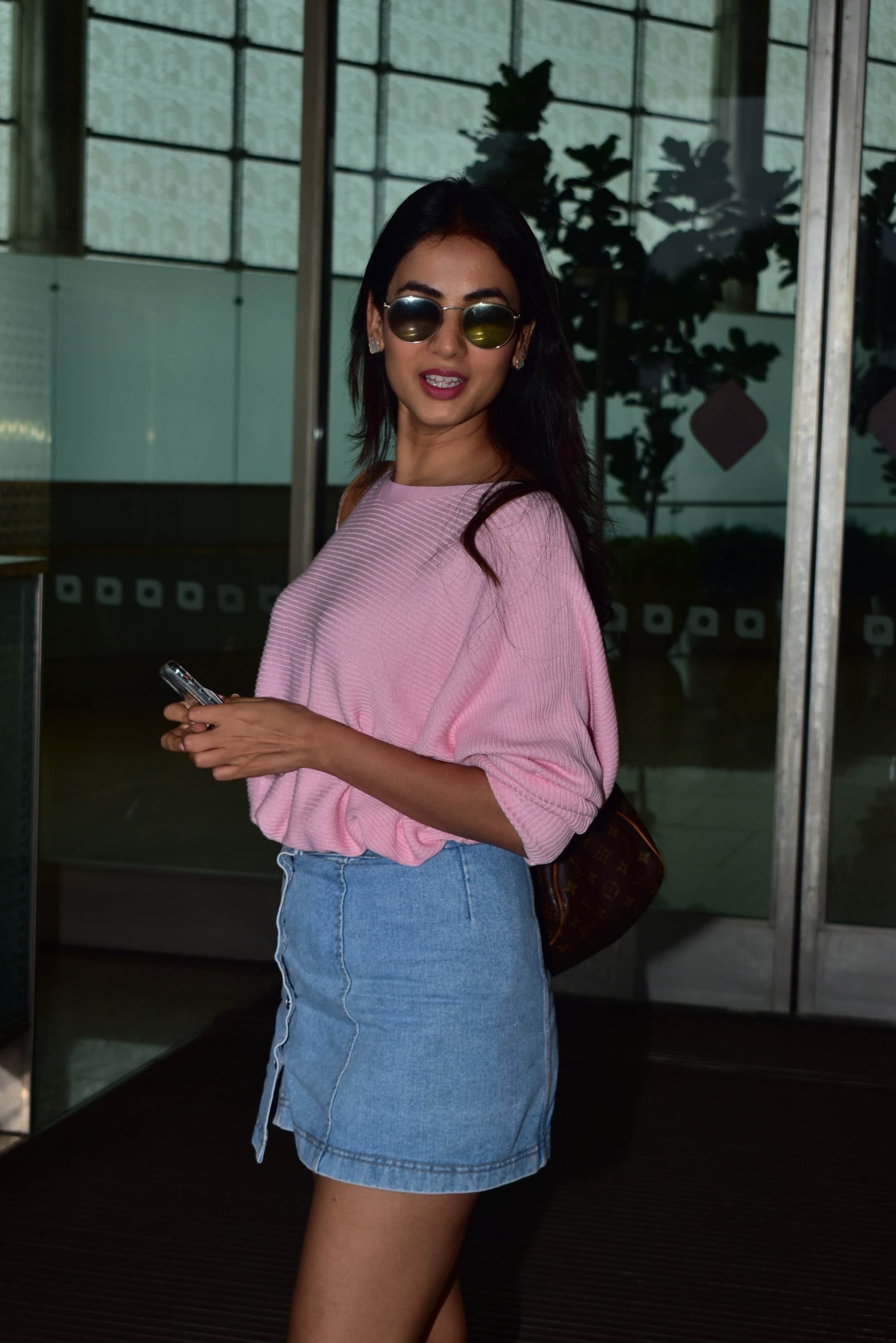 Sunny Leon To Rajkummar Rao These Bollywood Celebrities Spotted In Mumbai