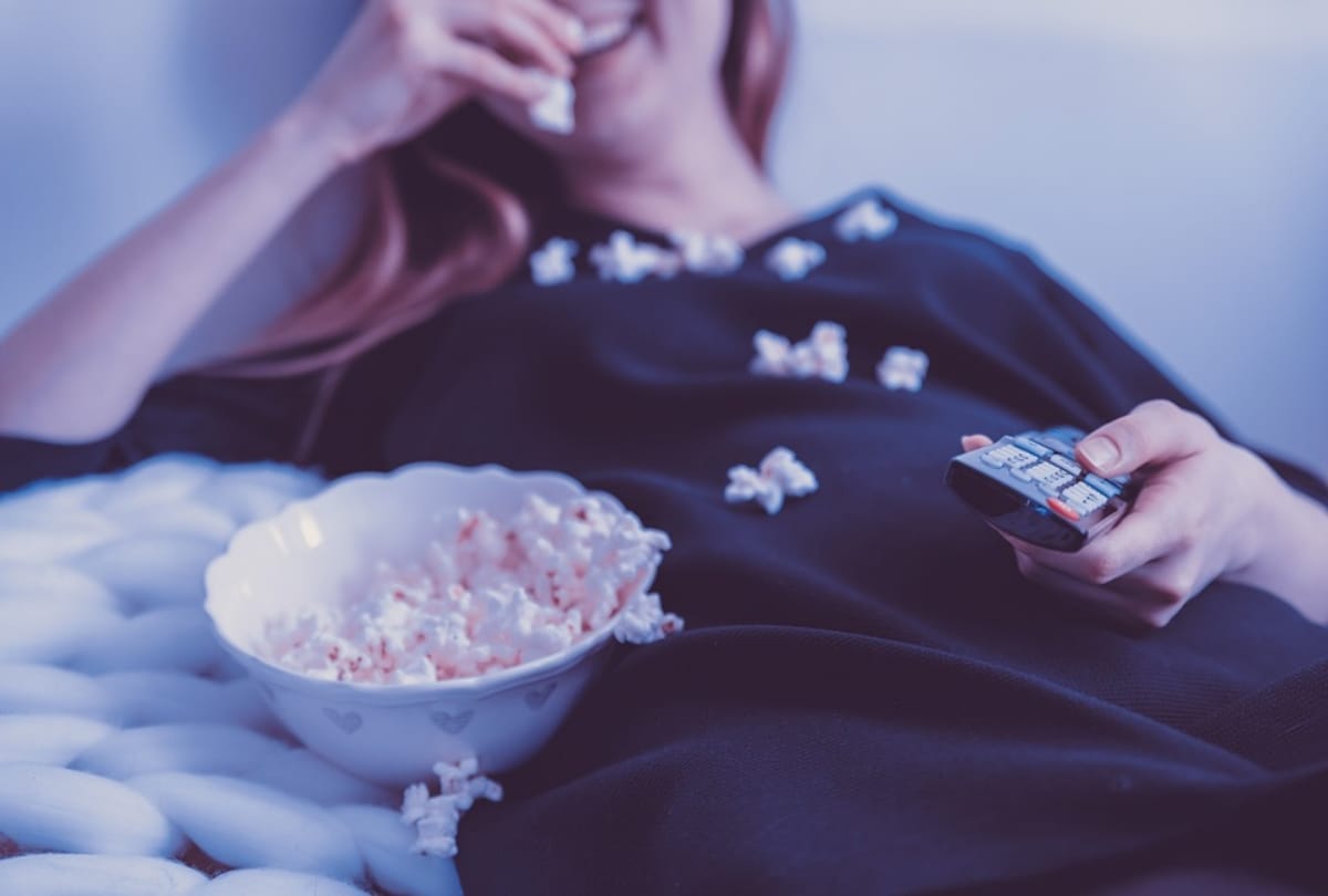 eating while watching tv is harmful for health american heart association study