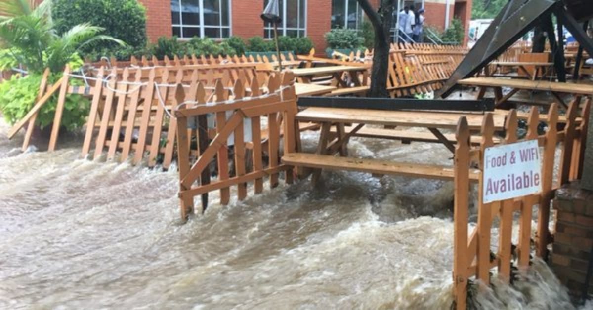United States of America: Heavy rains swamped the national capital on Monday morning