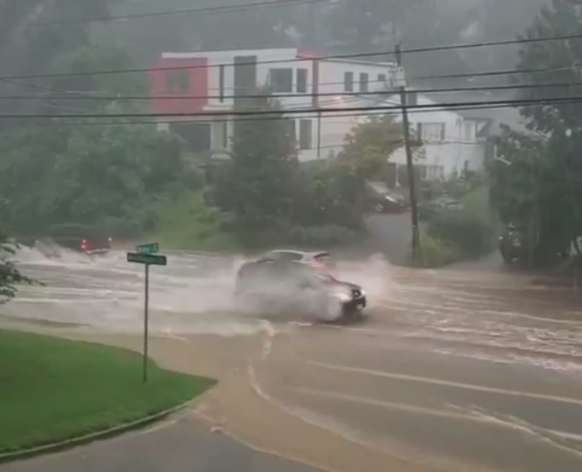 United States of America: Heavy rains swamped the national capital on Monday morning