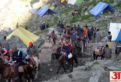 जेके हाईकोर्ट: अमरनाथ यात्रियों के लिए अस्थायी ढांचे बनाने की अनुमति, यात्रा खत्म होने के बाद होंगे ध्वस्त JK High Court: Permission make temporary structures Amarnath pilgrims, demolished after yatra is over