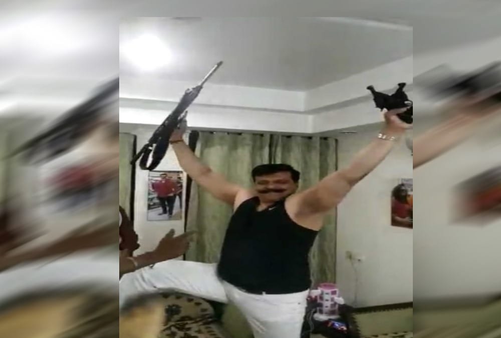 BJP expelled MLA Kunwar Pranav Singh Champion y security removed
