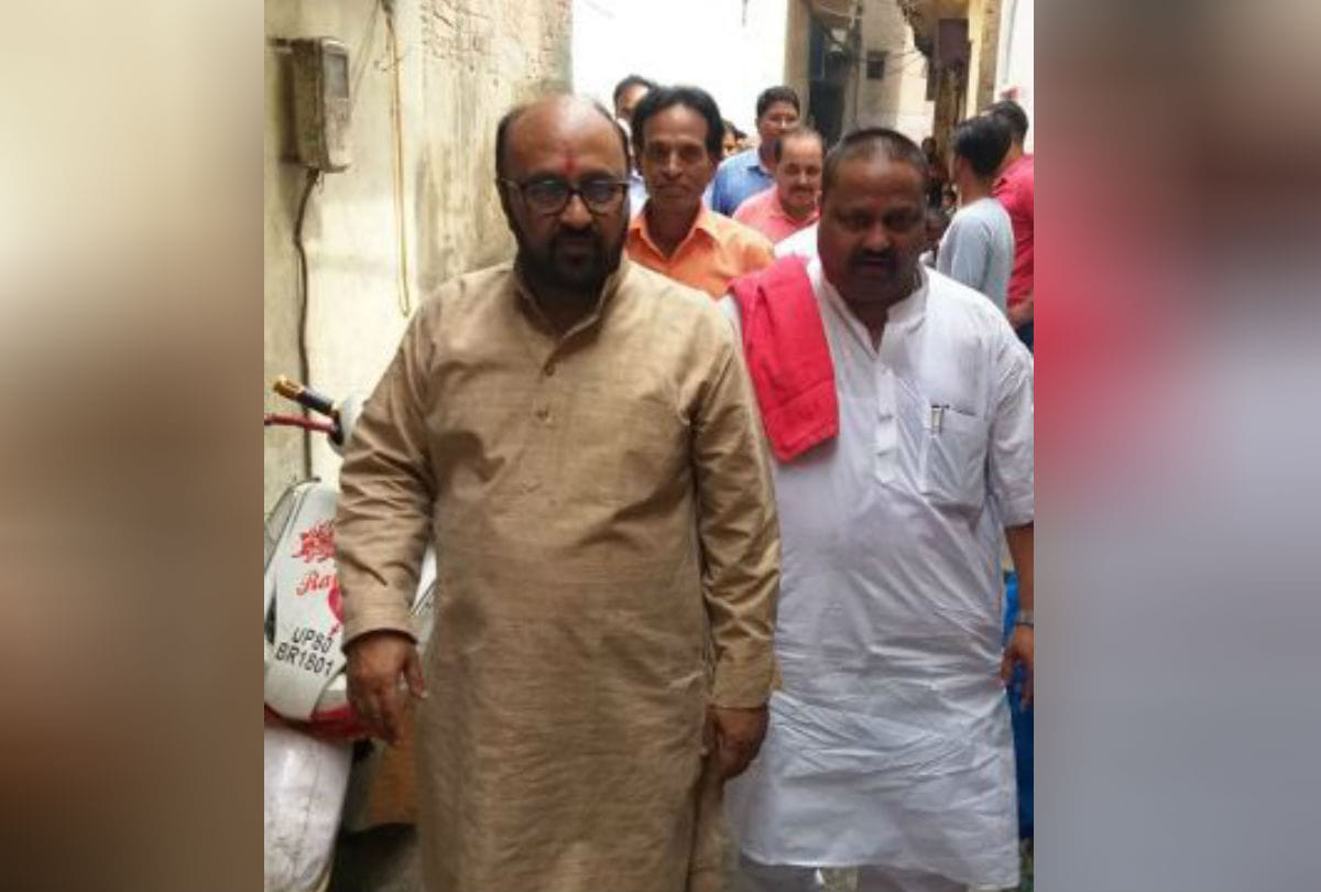 Bjp Mla Yogendra Upadhyaya Surrendered in court Agra News In Hindi