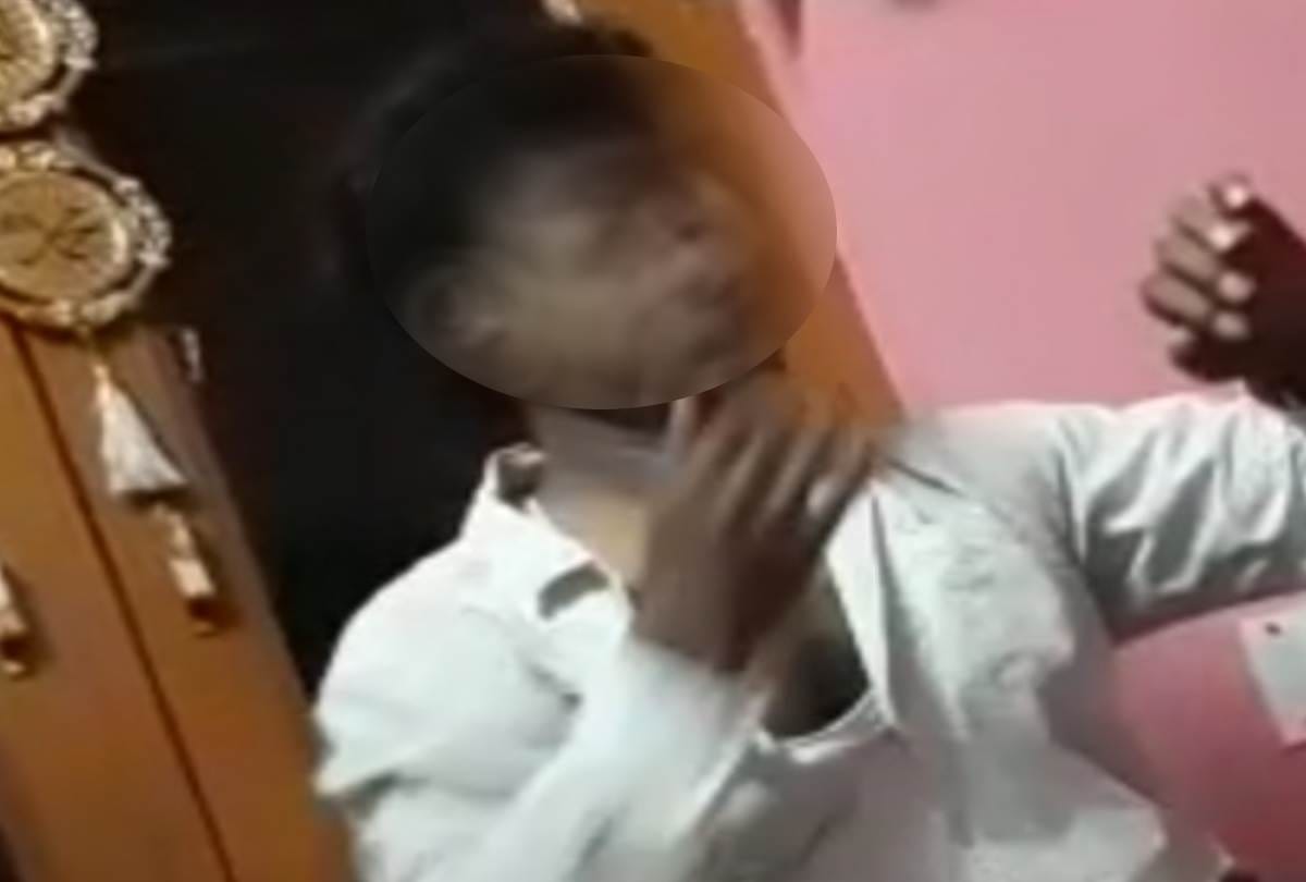 woman beaten her husband in lucknow
