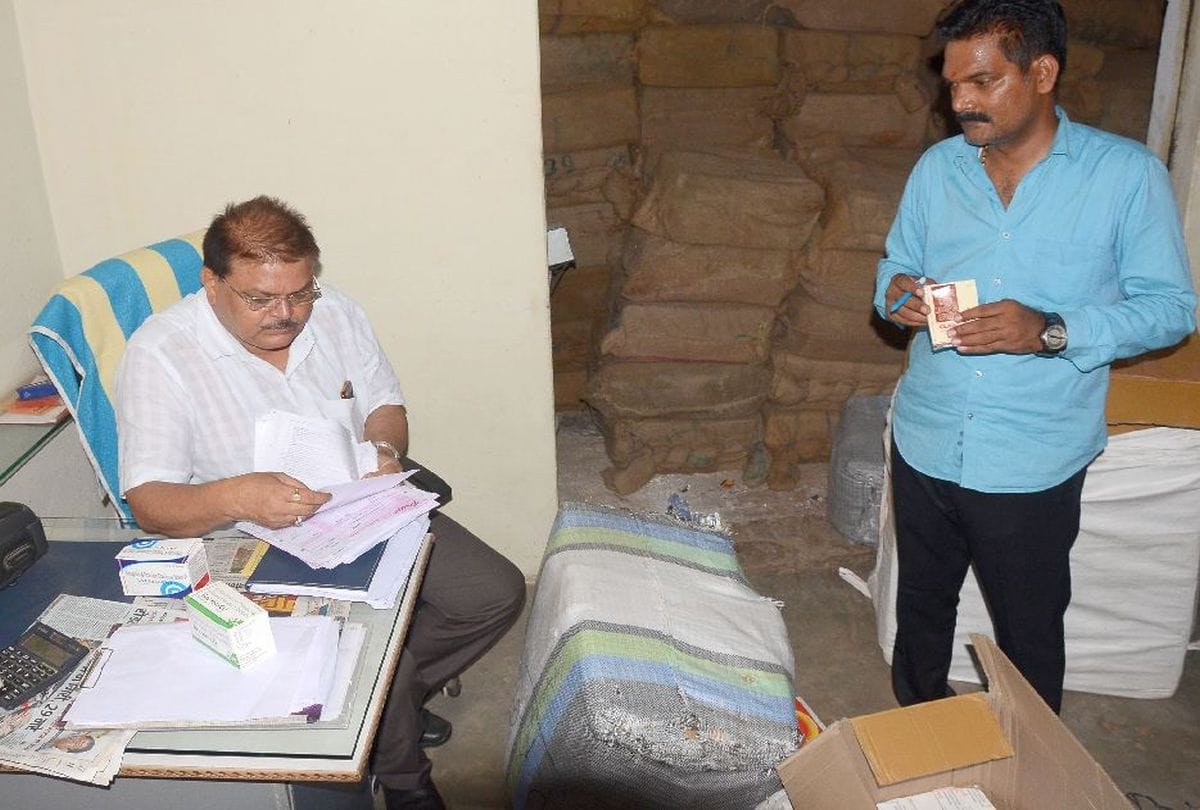 Drug department seized 90 lakh Rupees Cost medicines from Malwa transport