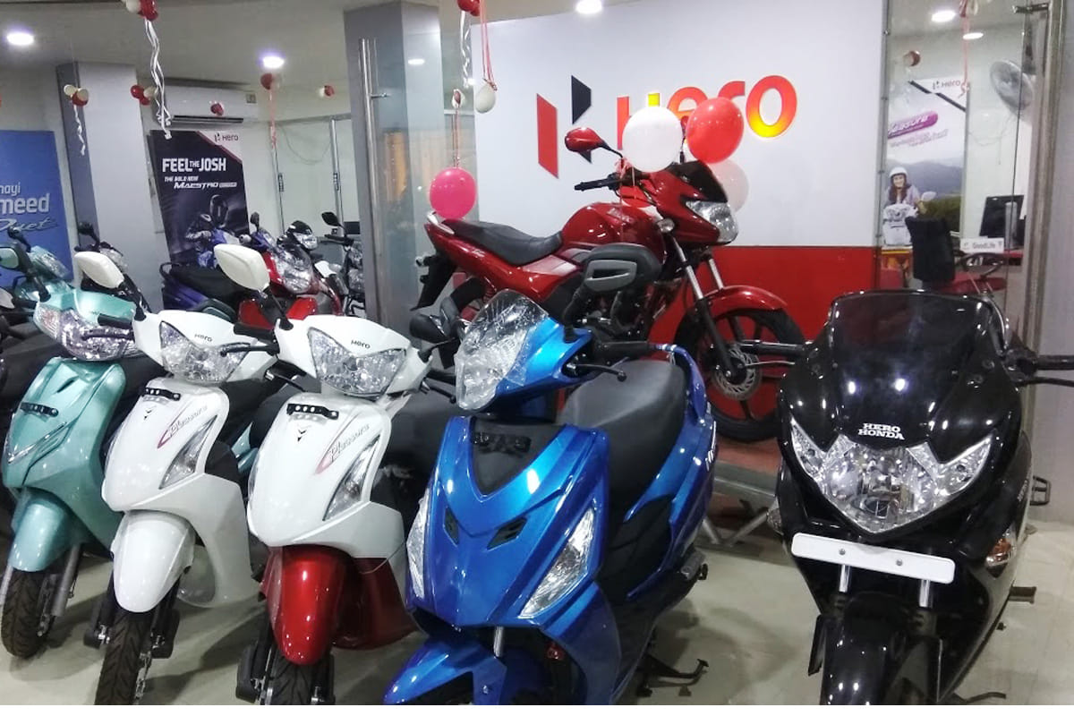 Hero motocorp offers best deals on scooters you can save upto 7800 rupees