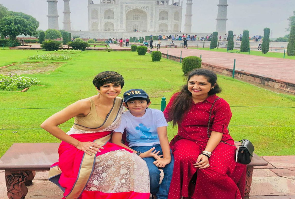 Mandira Bedi Visits Taj Mahal With Son and Share photos on Instagram