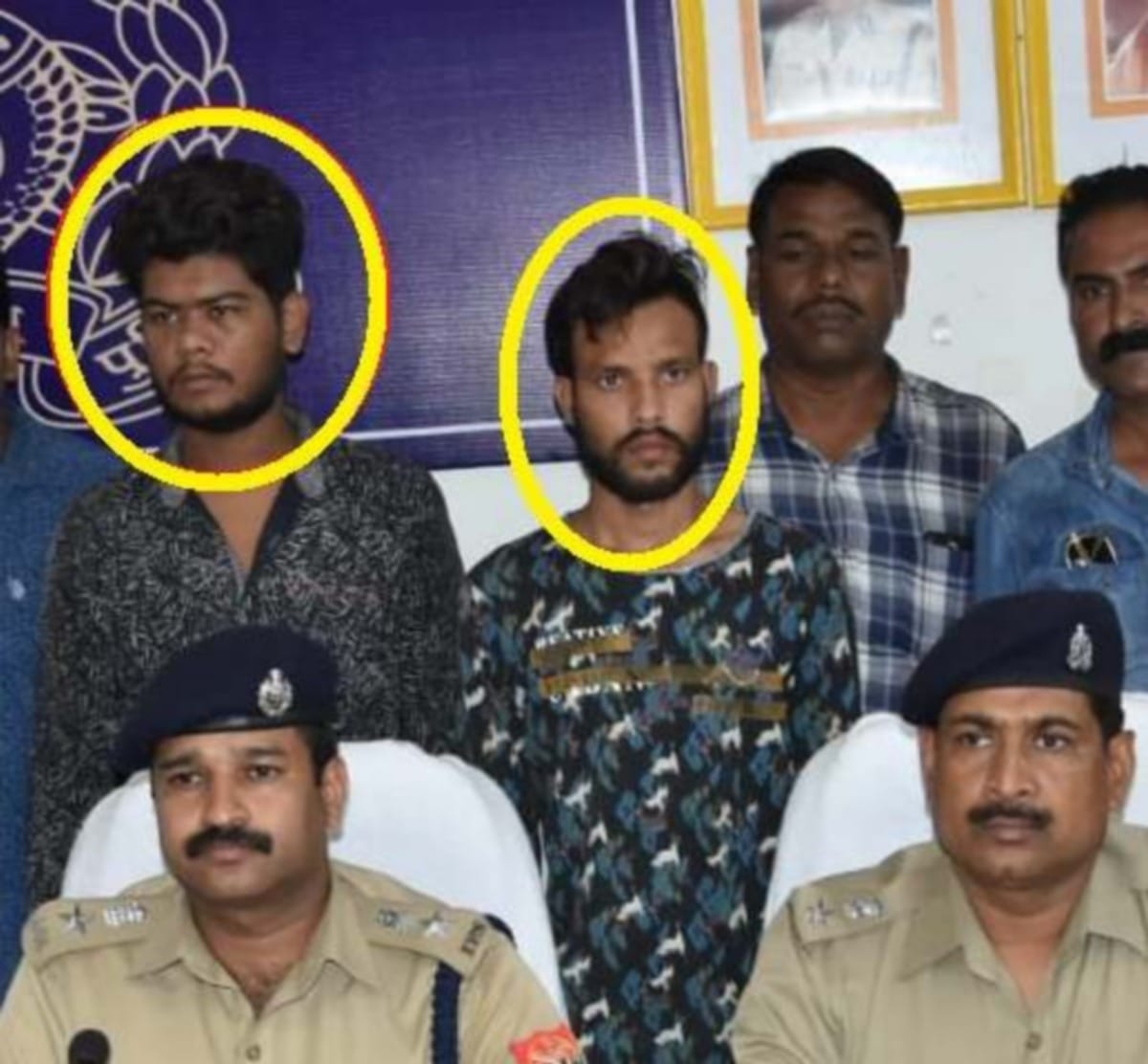 police arrested two chain snatcher pahadiya varanasi