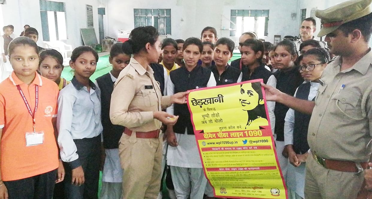 the police tech the lesson abour anti romyo dal for students