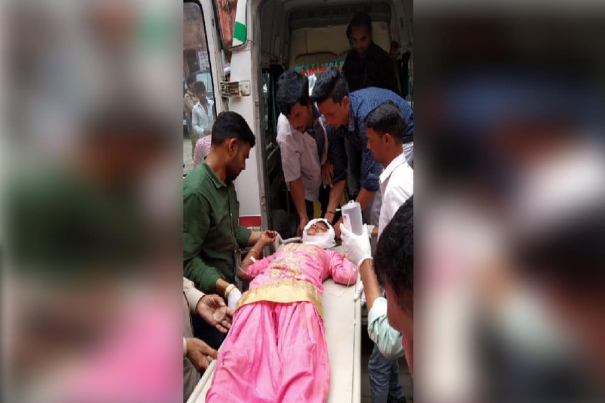 Eight people died including mother in car accident at Saharanpur district